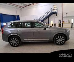 VOLVO XC90 B5 D AWD Geartronic 7 posti Inscription