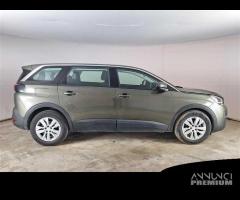 PEUGEOT 5008 BlueHDi 130 Business EAT8 S/S aut.