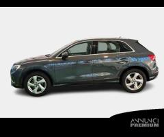 AUDI Q3 35 TDI S tronic Business Advanced