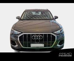 AUDI Q3 35 TDI S tronic Business Advanced