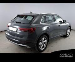 AUDI Q3 35 TDI S tronic Business Advanced