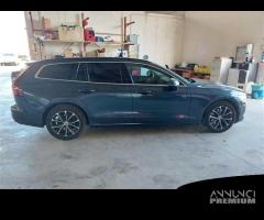 VOLVO V60 B4 D autom. Momentum Business Pro MY22 W - 1