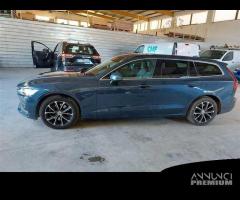 VOLVO V60 B4 D autom. Momentum Business Pro MY22 W - 2