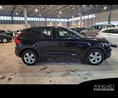 VOLVO XC40 D3 Geartronic Business - 1