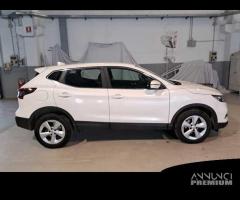 NISSAN QASHQAI 1.5 dCi 115 Business DCT