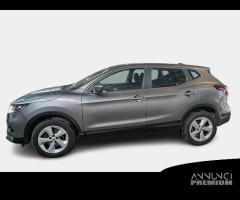 NISSAN QASHQAI 1.3 DIG-T 140 Business