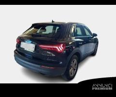 AUDI Q3 35 TDI S tronic Business