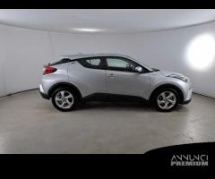 TOYOTA C-HR 1.8H 98CV E-CVT Business