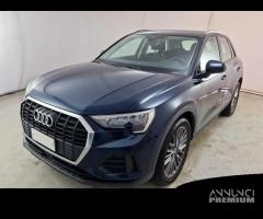 AUDI Q3 35 TDI S tronic Business