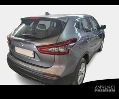 NISSAN QASHQAI 1.3 DIG-T 140 Business