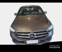 MERCEDES-BENZ B 180 d Automatic Business Extra