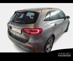 MERCEDES-BENZ B 180 d Automatic Business Extra