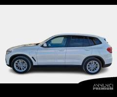 BMW X3 xDrive 30e Business Advantage Autom.