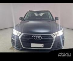 AUDI Q5 40 TDI Business quattro S tronic