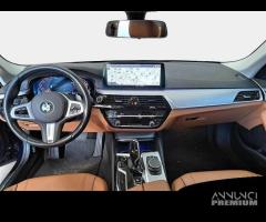 BMW 520 Business MH48V Autom. Touring - 6