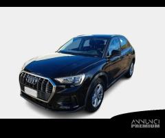 AUDI Q3 35 TDI S tronic Business