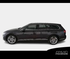 VOLKSWAGEN PASSAT VARIANT 2.0 TDI SCR EVO 110kW Ex