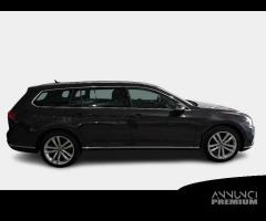 VOLKSWAGEN PASSAT VARIANT 2.0 TDI SCR EVO 110kW Ex