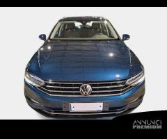 VOLKSWAGEN PASSAT VARIANT 2.0 TDI SCR EVO 110kW Bu