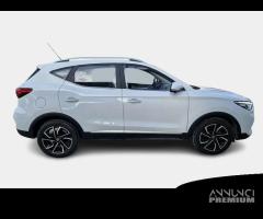 MG ZS 1.5L MT 2WD