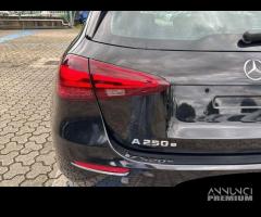 Mercedes-Benz Classe A A 250 e Plug-in hybrid... - 11