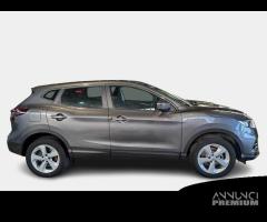 NISSAN QASHQAI 1.3 DIG-T 140 Business