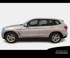 BMW X3 xDrive 30e Business Advantage Autom.