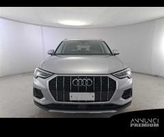 AUDI Q3 35 TDI S tronic Business Advanced