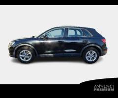 AUDI Q3 35 TDI S tronic Business