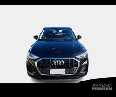 AUDI Q3 35 TDI S tronic Business