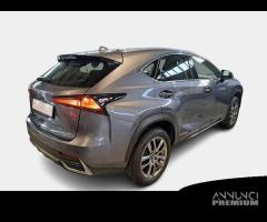 LEXUS NX 300h Hybrid Business 4WD