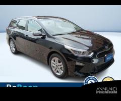 KIA ceed SW 1.6 CRDI BUSINESS CLASS 115CV - 4