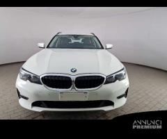 BMW 320 Business Advantage Autom. Touring - 3