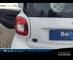 smart fortwo EQ PURE 22KW - 10