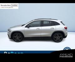 Mercedes-Benz GLA 180 D PREMIUM AUTO