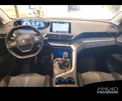 PEUGEOT 5008 BlueHDi 130 Allure S/S - 6