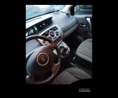 Ricambi Renault Scenic anno 2008