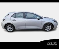 TOYOTA COROLLA 1.8 Hybrid Business 5 PORTE WAGON