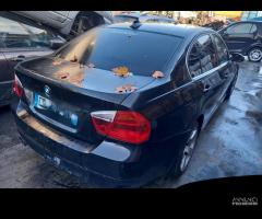 Ricambi BMW 330 Diesel anno 2005