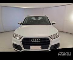 AUDI Q5 35 TDI Business S tronic