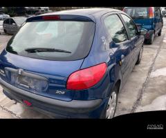 Ricambi usati Peugeot 206 1.4 benz 01 KFX