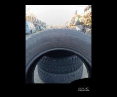 4 pneumatici invernali 225/65 R17 Dunlop