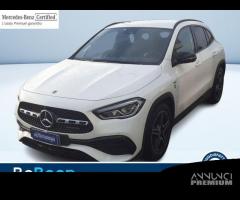 Mercedes-Benz GLA 200 D PREMIUM 4MATIC AUTO