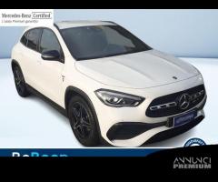 Mercedes-Benz GLA 200 D PREMIUM 4MATIC AUTO