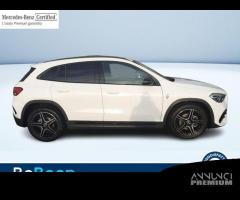 Mercedes-Benz GLA 200 D PREMIUM 4MATIC AUTO - 8