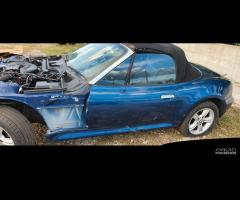 BMW Z3 restyling 1.8 benzina per ricambi (2a)