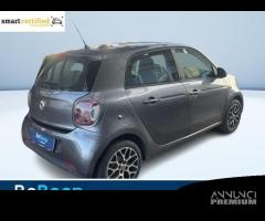 smart forfour EQ RACINGREY 22KW - 6