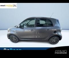 smart forfour EQ RACINGREY 22KW - 9