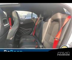 Mercedes-Benz Classe A A 45 AMG 4MATIC 381CV ... - 18