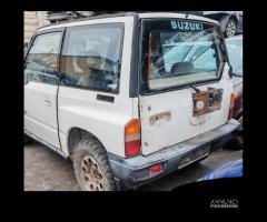 Suzuki vitara 1.6 1990 per ricambi (2a)